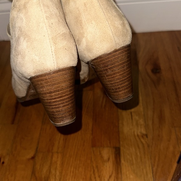 Italeau Booties - Picture 9 of 10